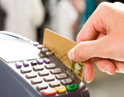 "Банковские пластиковые карточки" в Беларуси заменят "платежными"