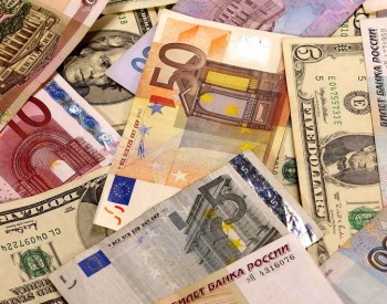 Валютные торги завершены - беларусам пора привыкать к новой реальности