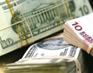 Возможность возобновления валютного кредитования физлиц будет рассмотрена правлением НБ