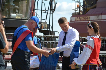 Белорусские аграрии намолотили более 5,3 млн т зерна
