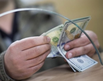 14 марта белорусский рубль укрепился сразу ко всем основным валютам