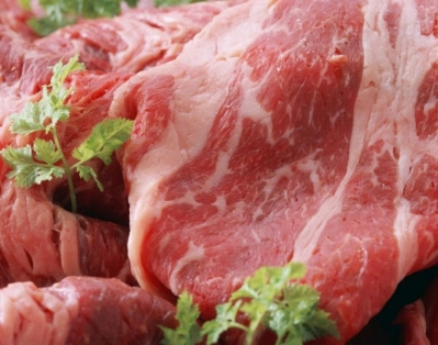  Беларусь запретила на время ввоз свинины из Польши