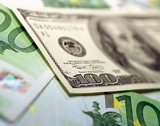 Доллар взял паузу после очередного рекордного курса