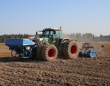 Теплая погода позволит увеличить темпы проведения полевых работ в Беларуси в ближайшие дни