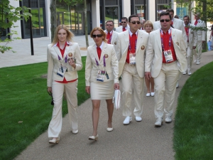 Белорусским комбайнерам выдают костюмы олимпийской сборной