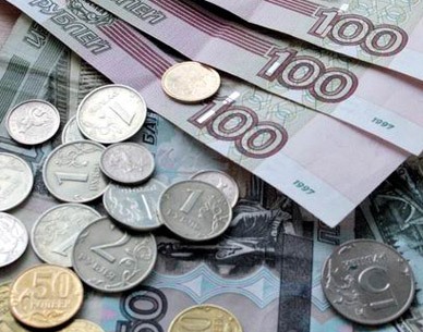 На торгах 1 декабря российский рубль рекордно рухнул