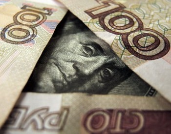 Торги 30 ноября завершились вторым подряд укреплением белорусского рубля к доллару, евро и российскому рублю