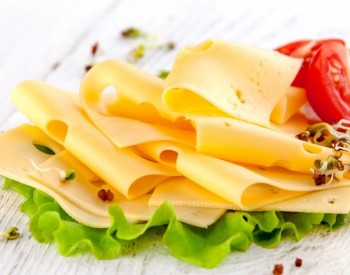 Беларусь не смогла компенсировать сокращение рынка сыров РФ