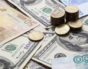 17 ноября доллар одержал волевую победу и третий раз подряд обновил исторический максимум