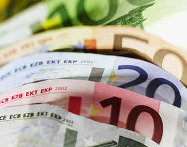 Итоги торгов: доллар продолжил расти после краткой передышки