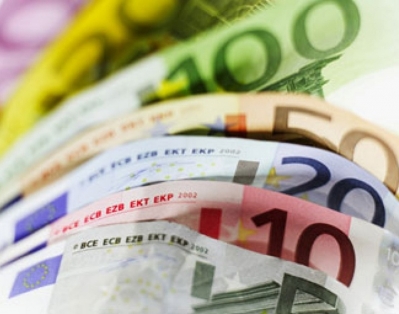 Итоги валютных торгов: евро опять резко дешевеет