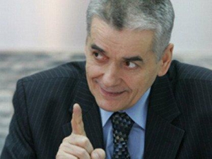 Онищенко разрешил заваривать чай снегом