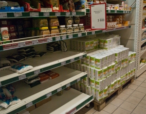 В Беларуси начнут бороться с продажей полок в торговой сети