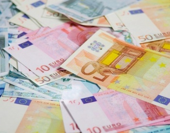 На торгах 11 сентября евро поднялся выше 20 тысяч