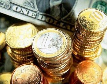 Торги 4 сентября завершились третьим подряд укреплением доллара к белорусскому рублю