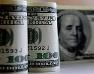 Доллар дорожает: свежие курсы валютных торгов