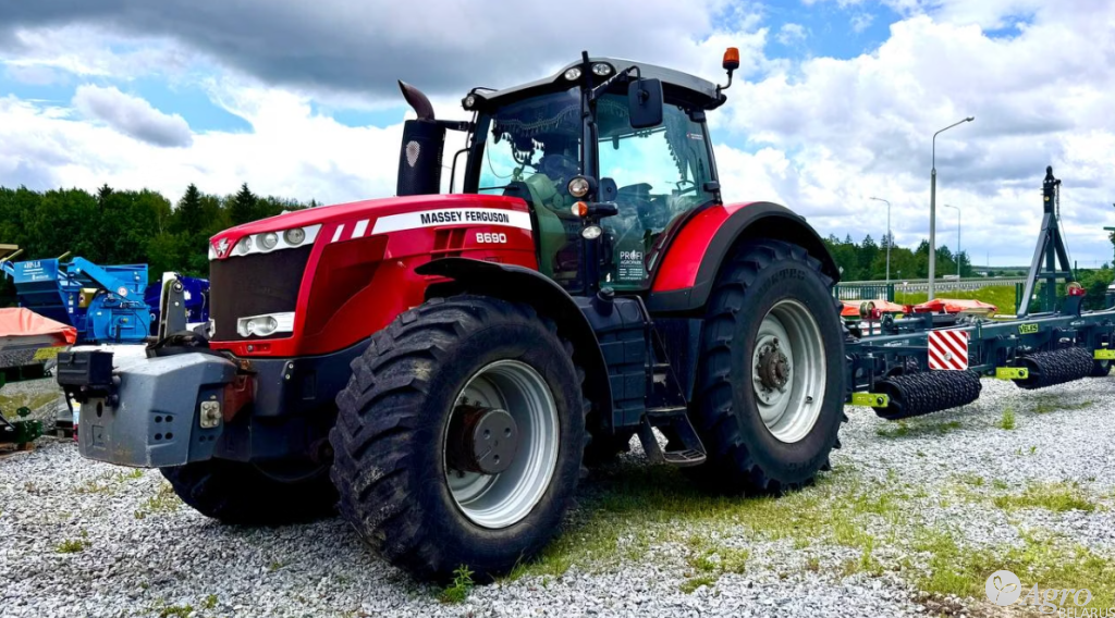 Трактор Massey Ferguson 8690 б/у