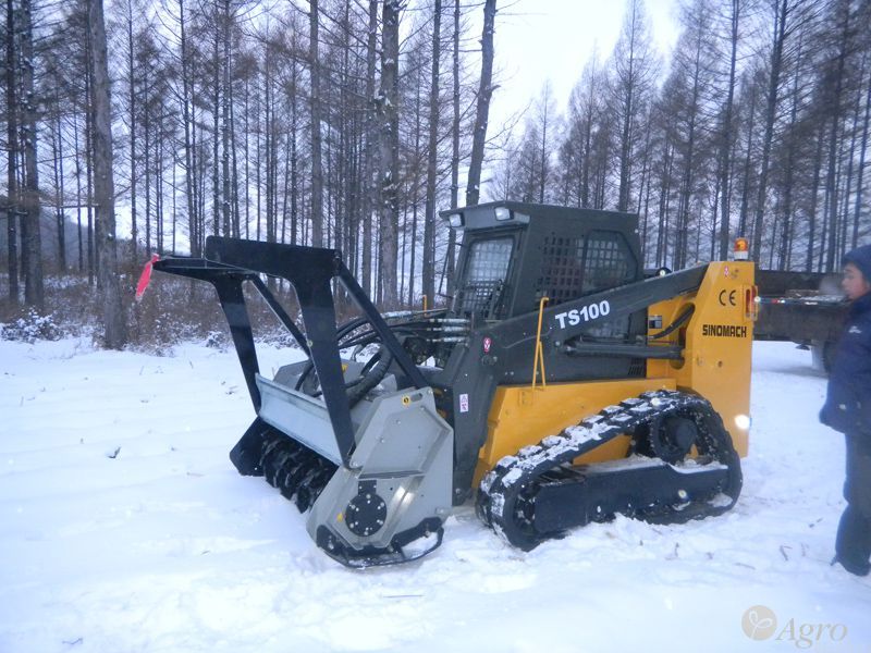 Погрузчик с бортовым поворотом Sinomach TS100