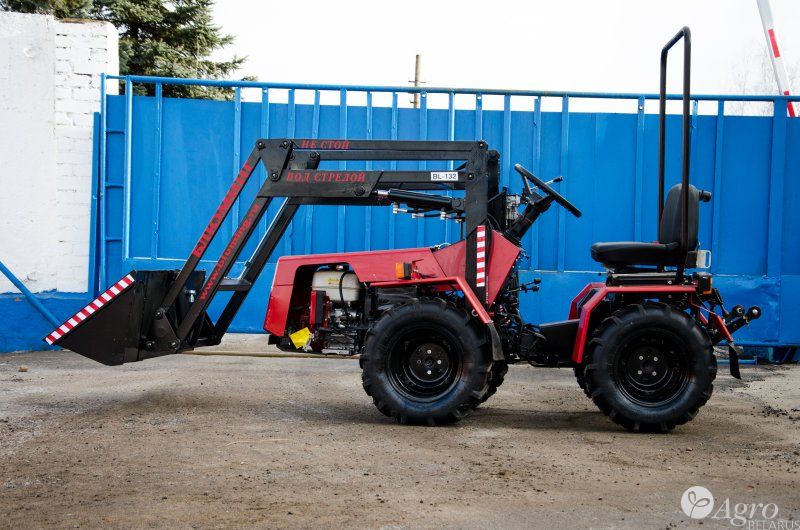 Погрузчик фронтальный БЛ-132-01 (на тракторе МТЗ-132Н)