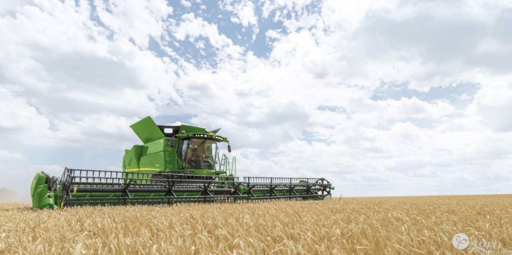 Комбайн John Deere S760