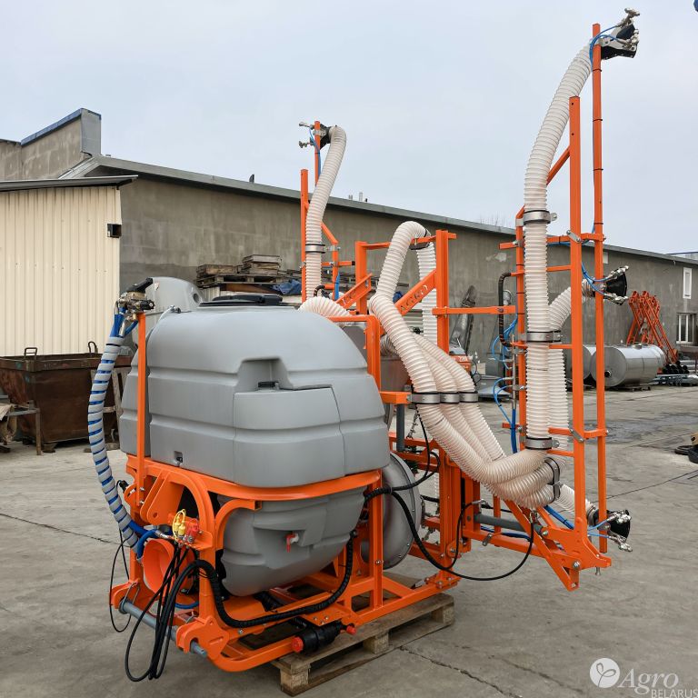 Опрыскиватель ЗУБР НВ со штангой для обработки клубники и овощей