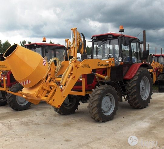 Бетоносмеситель БЛ-260 на погрузочное оборудование БЛ-750