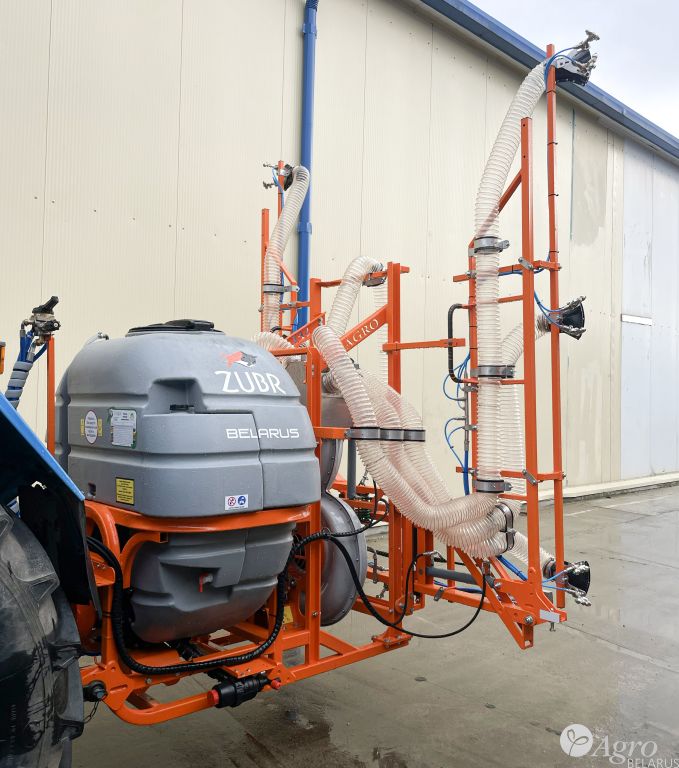 Опрыскиватель ЗУБР НВ со штангой для обработки клубники и овощей