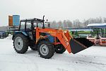 Погрузчик БЛ-750-01 с низкопрофильной кабиной (на тракторе «БЕЛАРУС» 82.1)