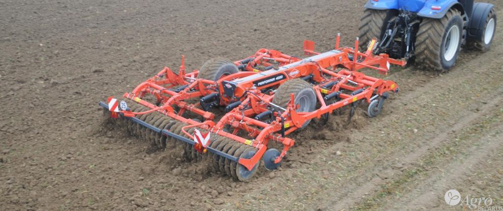  KUHN Performer 4000