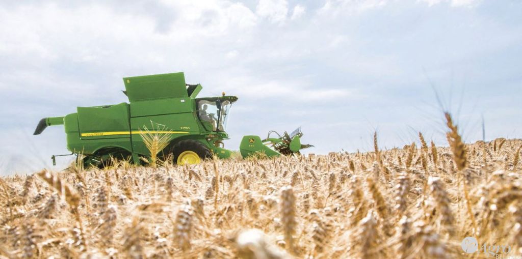 Комбайн John Deere серии S700