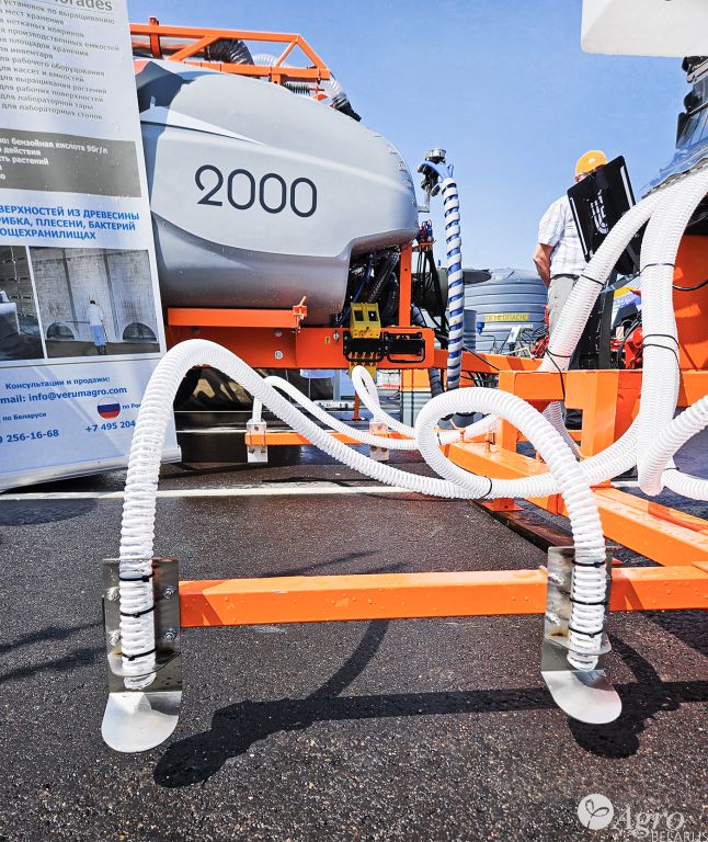 Приставка-распределитель технических культур и минеральных удобрений ОКТОПУС для сада