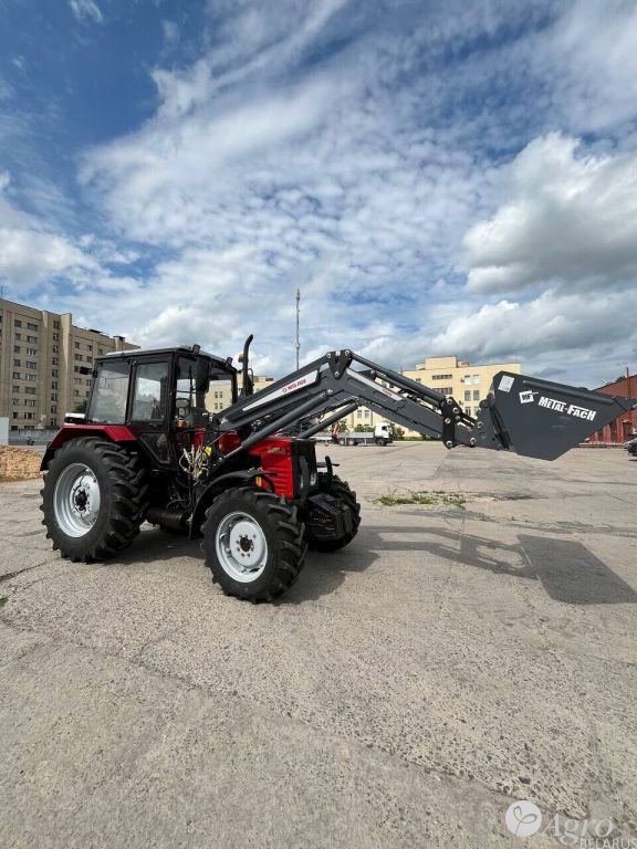  Трактор с фронтальным погрузчиком Беларус-1025.2 Т229М