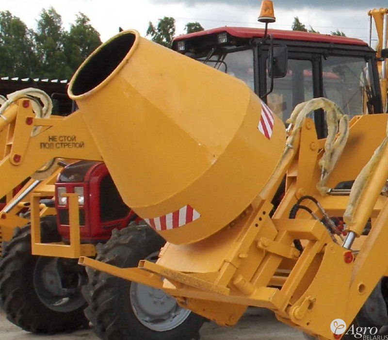 Бетоносмеситель навесной БЛ-260 (на погрузочное оборудование)