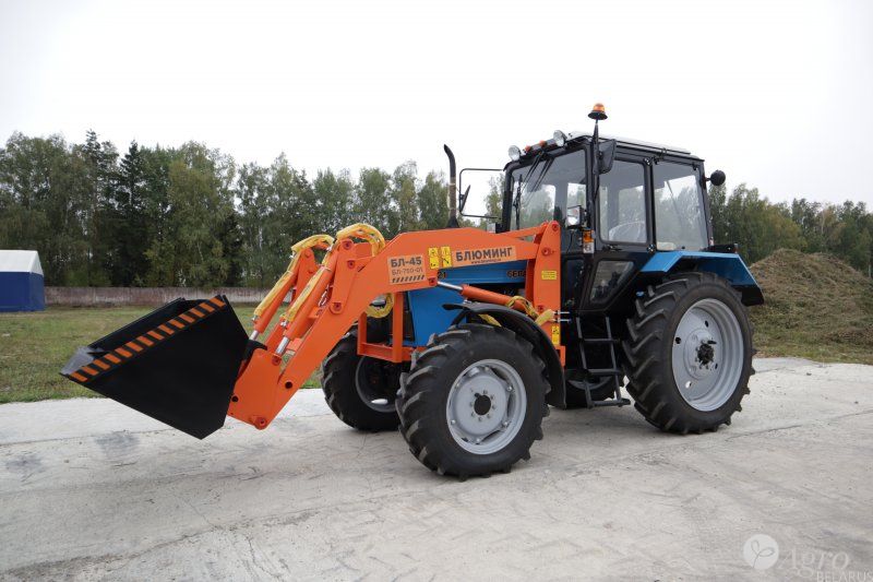 Погрузчик фронтальный БЛ-750-01 (на базе трактора «БЕЛАРУС» 82.1-23/12)