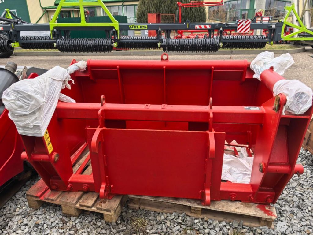 Ковш режущий на фронтальную навеску трактора BVL SZ F180 б/у