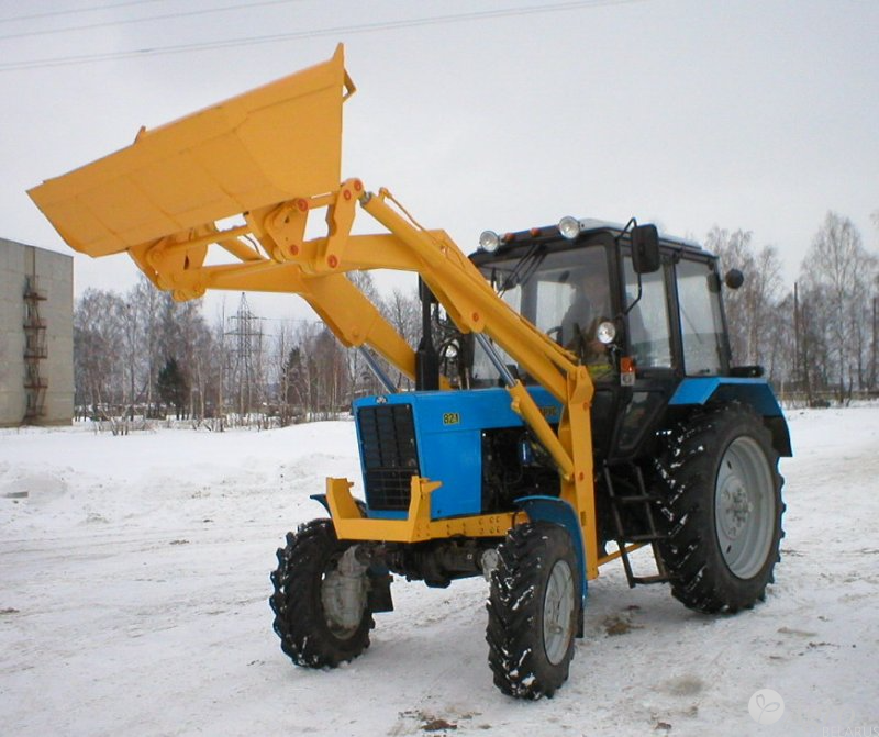 Бульдозер-погрузчик БЛ-750 (на тракторе "Беларус" класс 1,4)