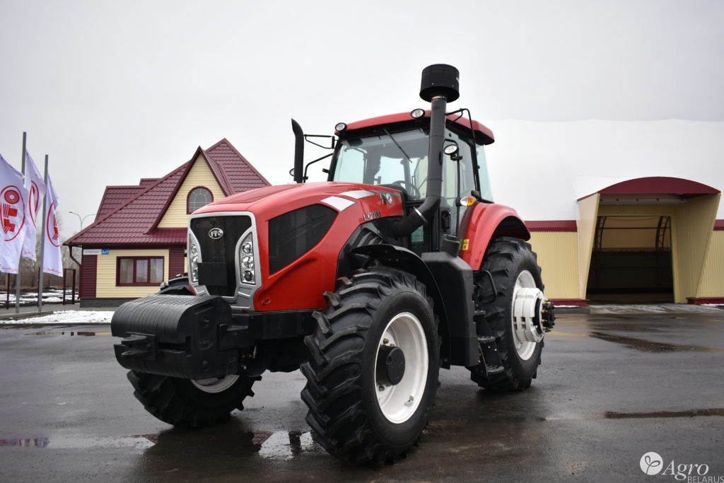 Трактор YTO-LX2204