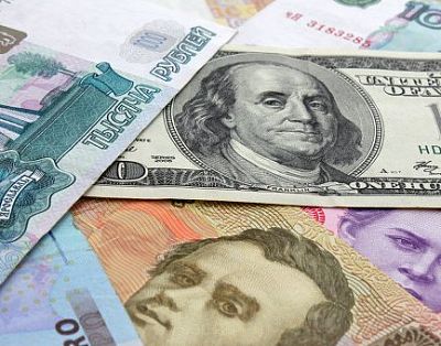 13 мая доллар обвалился на 120 рублей и оказался на минимуме за 4 месяца, евро потерял 110 рублей и только российский рубль прибавил +5 рублей