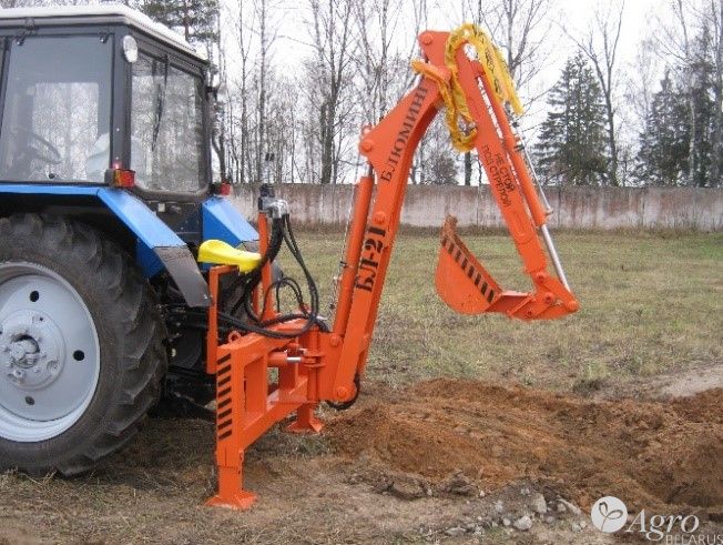 Экскаватор навесной БЛ-21-360 на трактор класса 1,4/2
