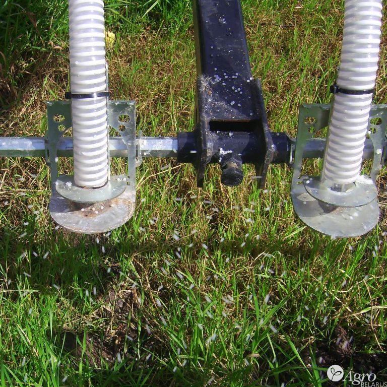 Приставка-распределитель технических культур и минеральных удобрений ОКТОПУС для сада