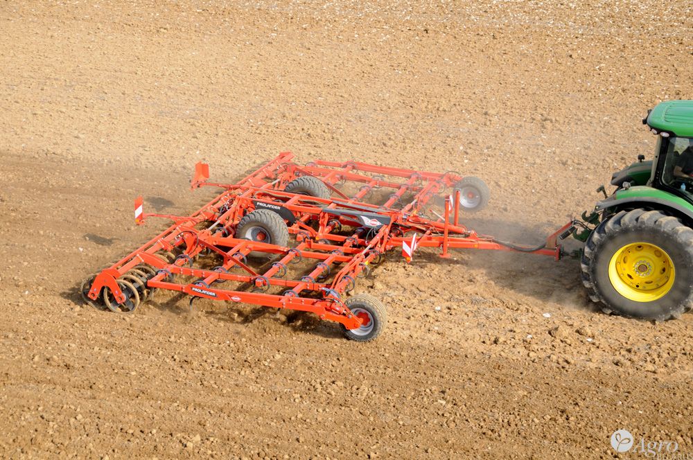 Культиватор KUHN Prolander