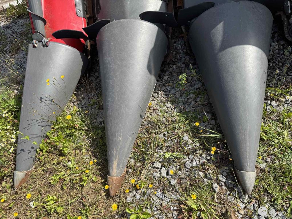 Жатка кукурузная AGCO Capello CF-8R б/у