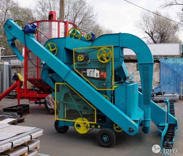 Очиститель вороха самопередвижной ОВС - 25