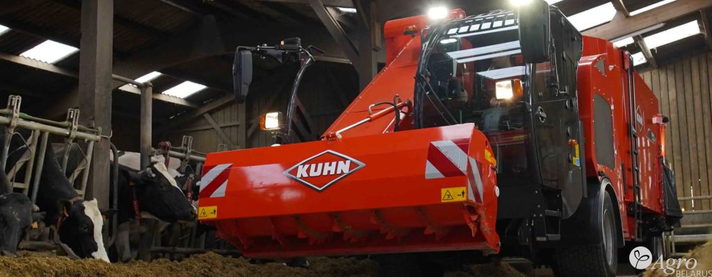 Кормораздатчик самоходный KUHN SPW Power 18.2 DL