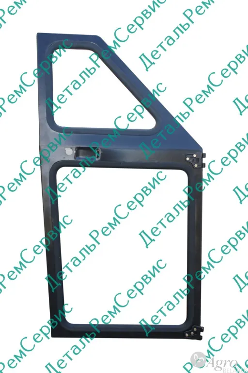 Дверь правая 80-6708005-Б-01 (со стеклом)