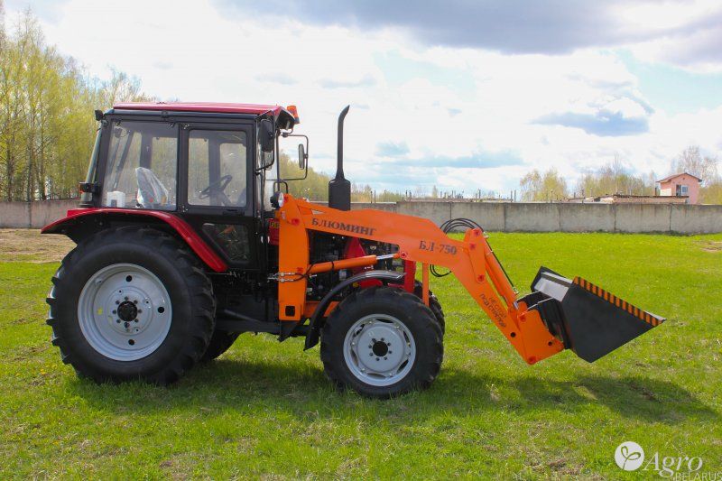 Бульдозер-погрузчик БЛ-750-01 (на тракторе «Беларус» 92П)