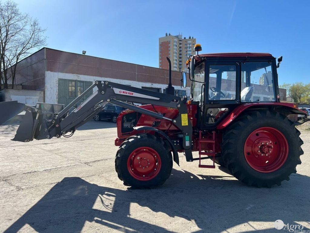  Трактор с фронтальным погрузчиком Беларус-952.3 Т229М